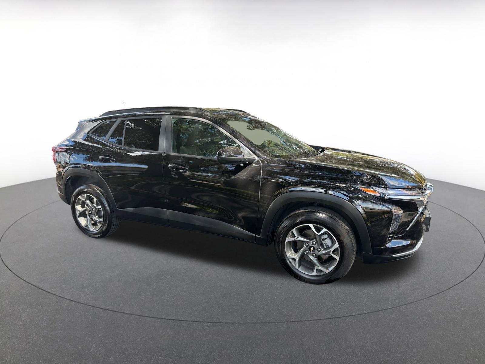 Thumbnail: 2025 Chevrolet Trax - 1