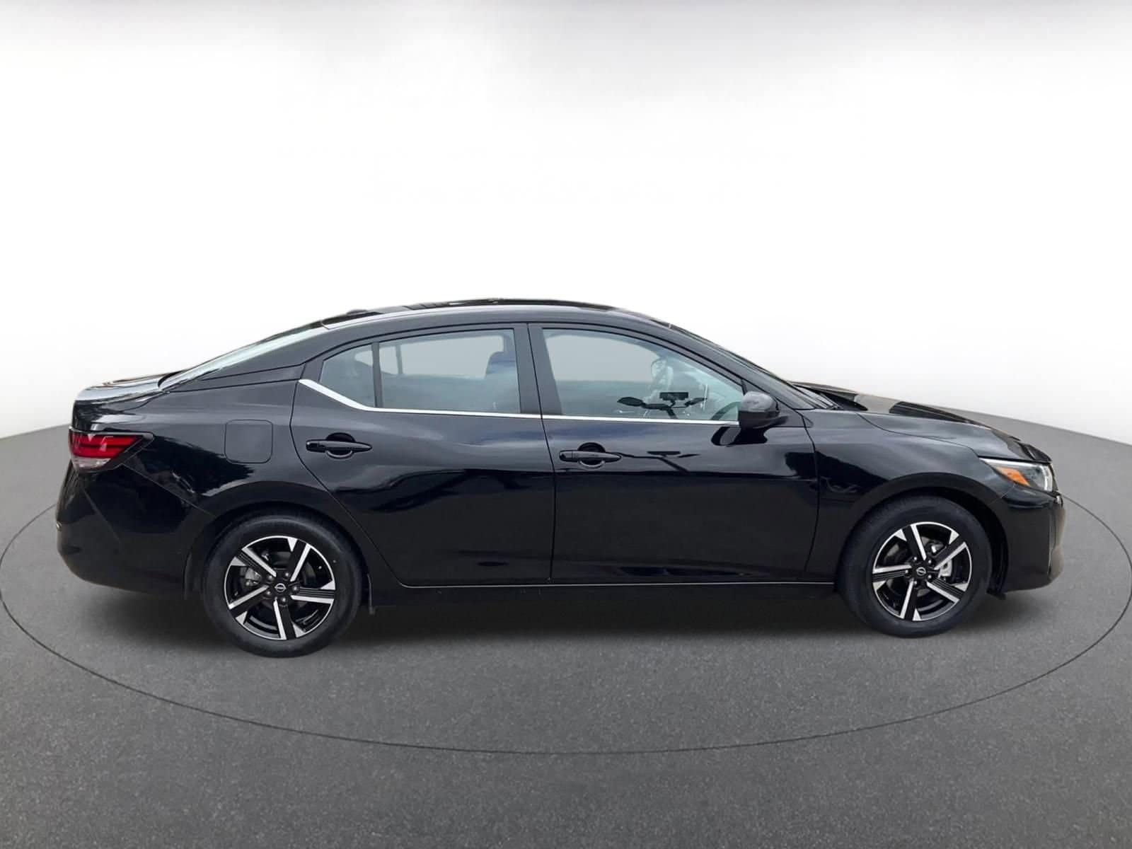 Thumbnail: 2025 Nissan Sentra - 16