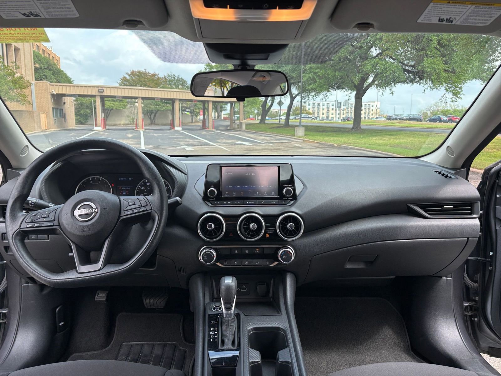 Thumbnail: 2025 Nissan Sentra - 28