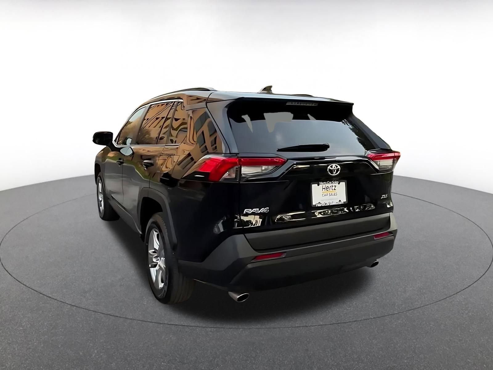 Thumbnail: 2025 Toyota RAV4 - 11