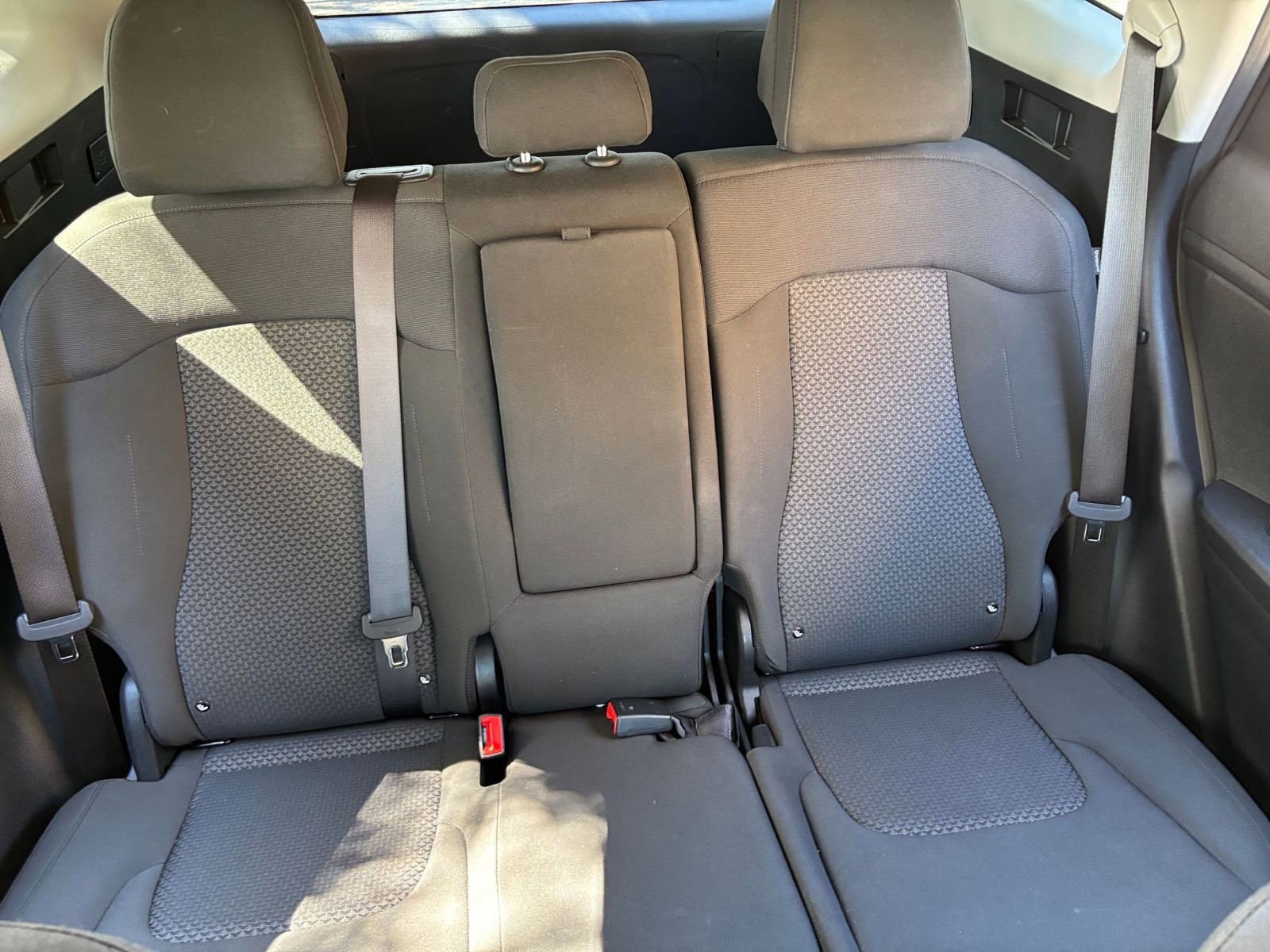 Thumbnail: 2025 Kia Sportage - 33