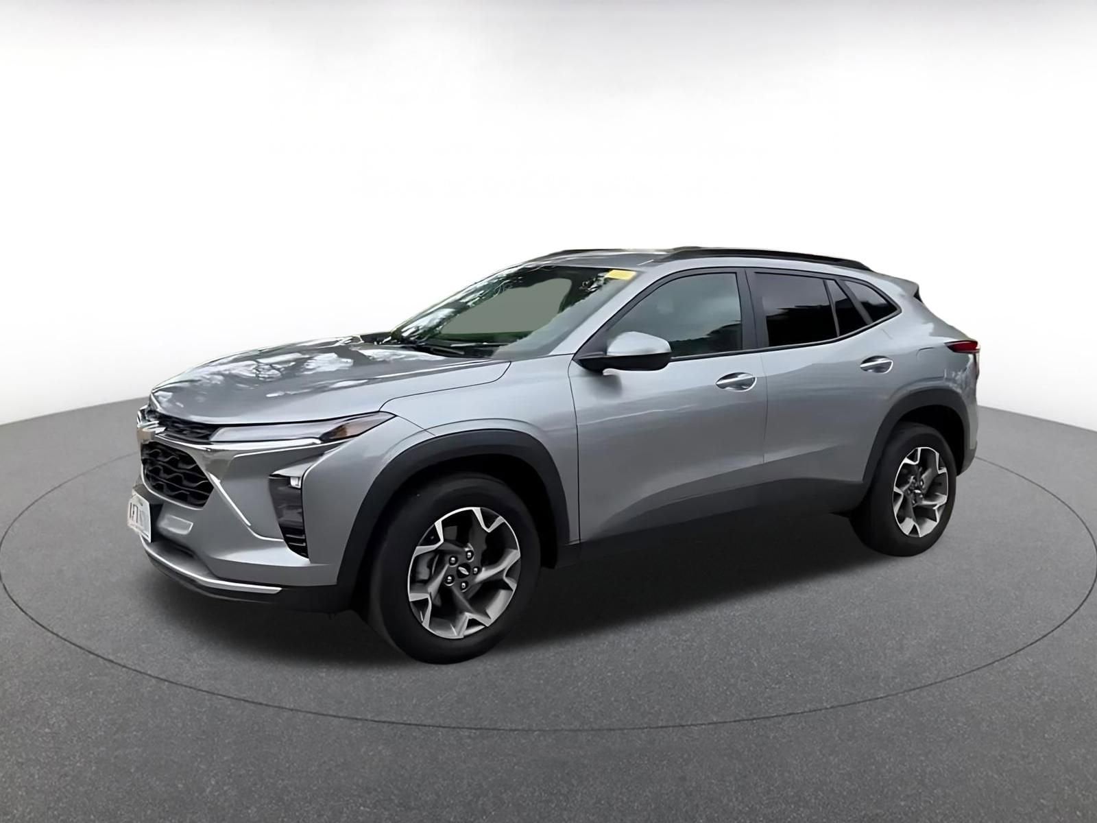 Thumbnail: 2025 Chevrolet Trax - 7