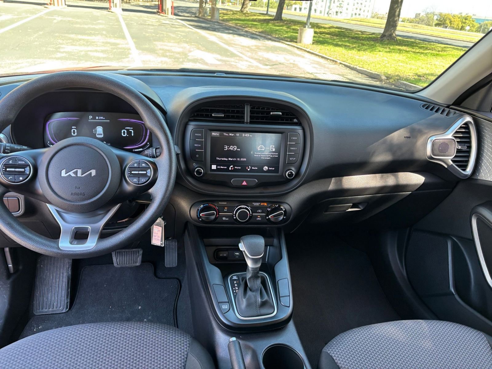 Thumbnail: 2025 Kia Soul - 28