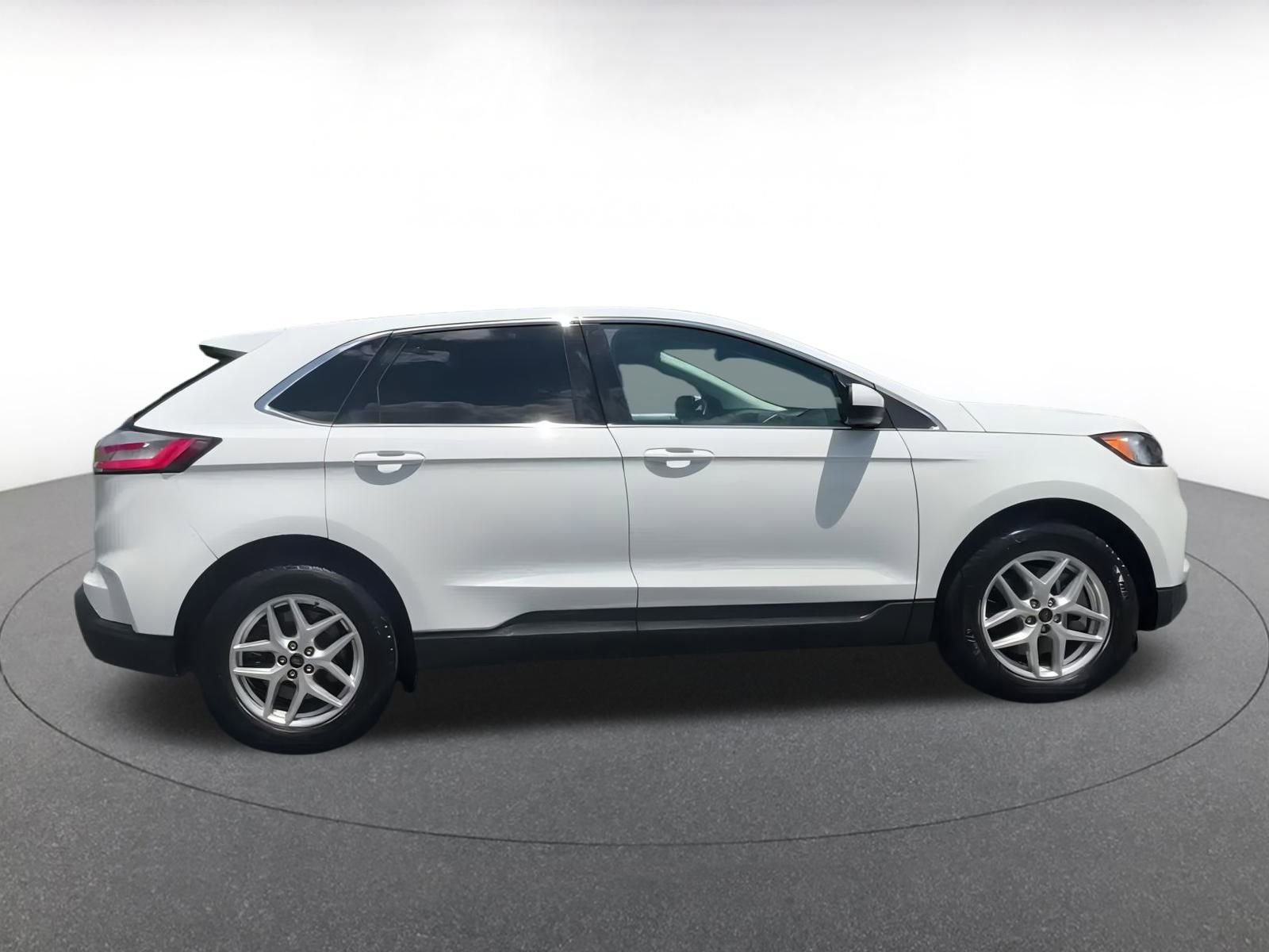 Thumbnail: 2024 Ford Edge - 16