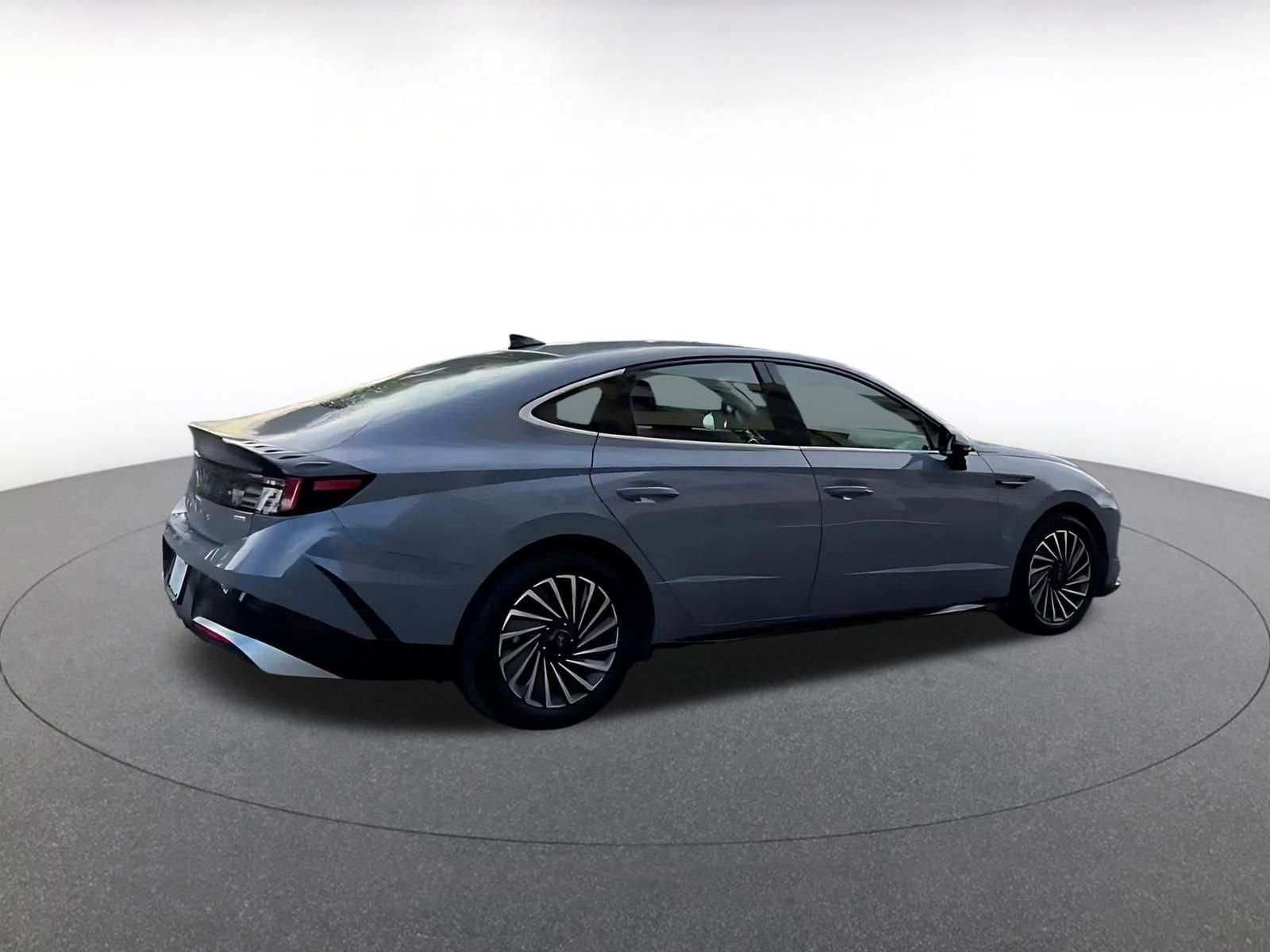 Thumbnail: 2025 Hyundai Sonata - 13