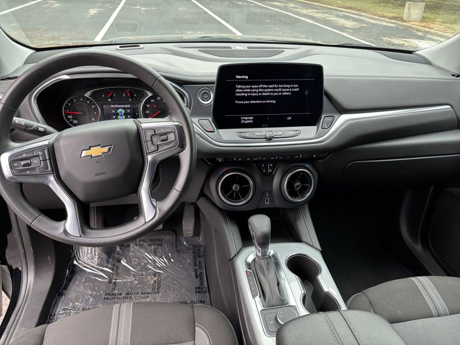 Thumbnail: 2025 Chevrolet Blazer - 28