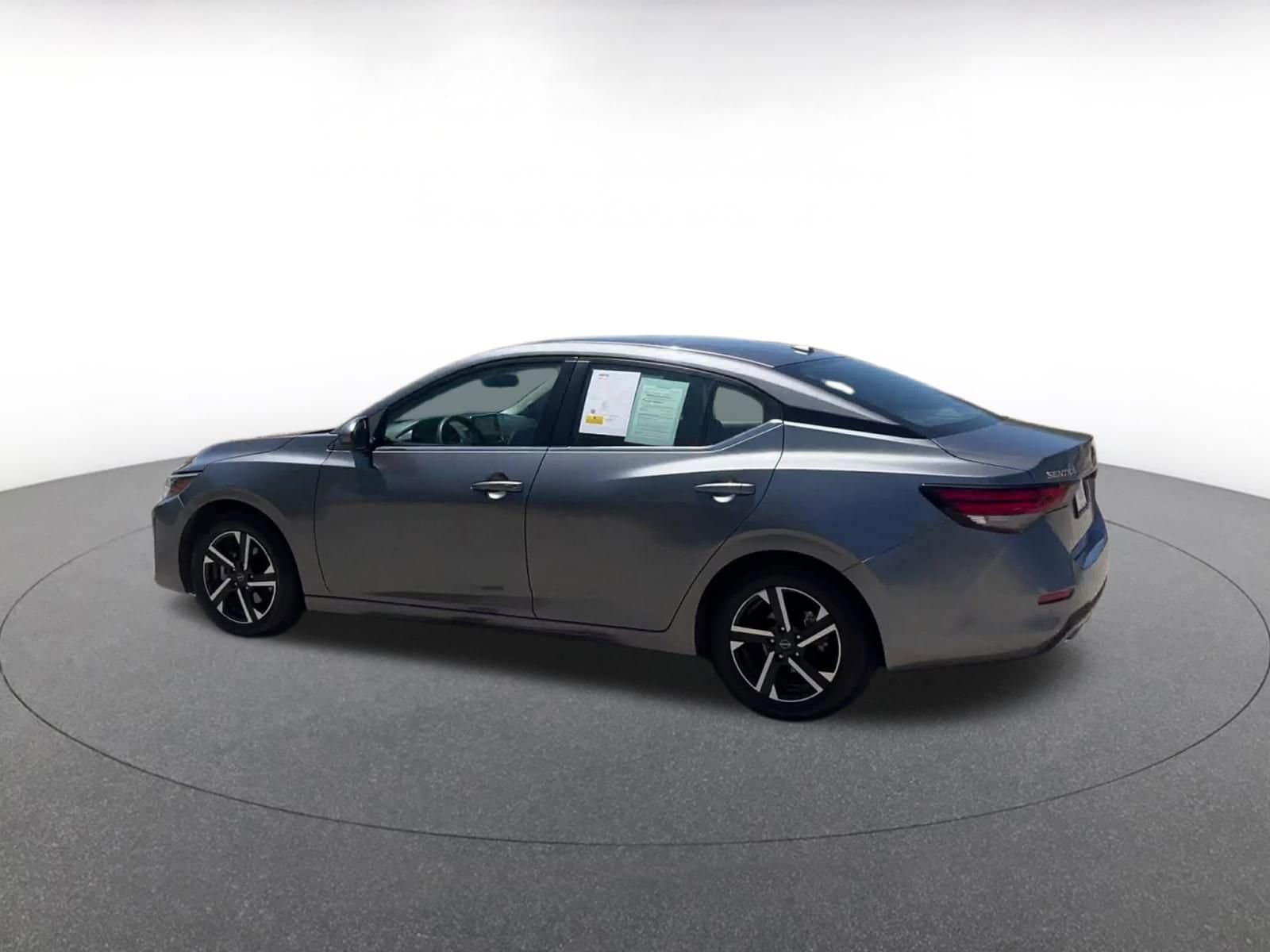 Thumbnail: 2024 Nissan Sentra - 10