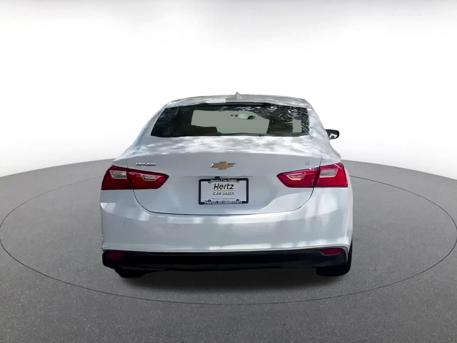 Thumbnail: 2024 Chevrolet Malibu - 12