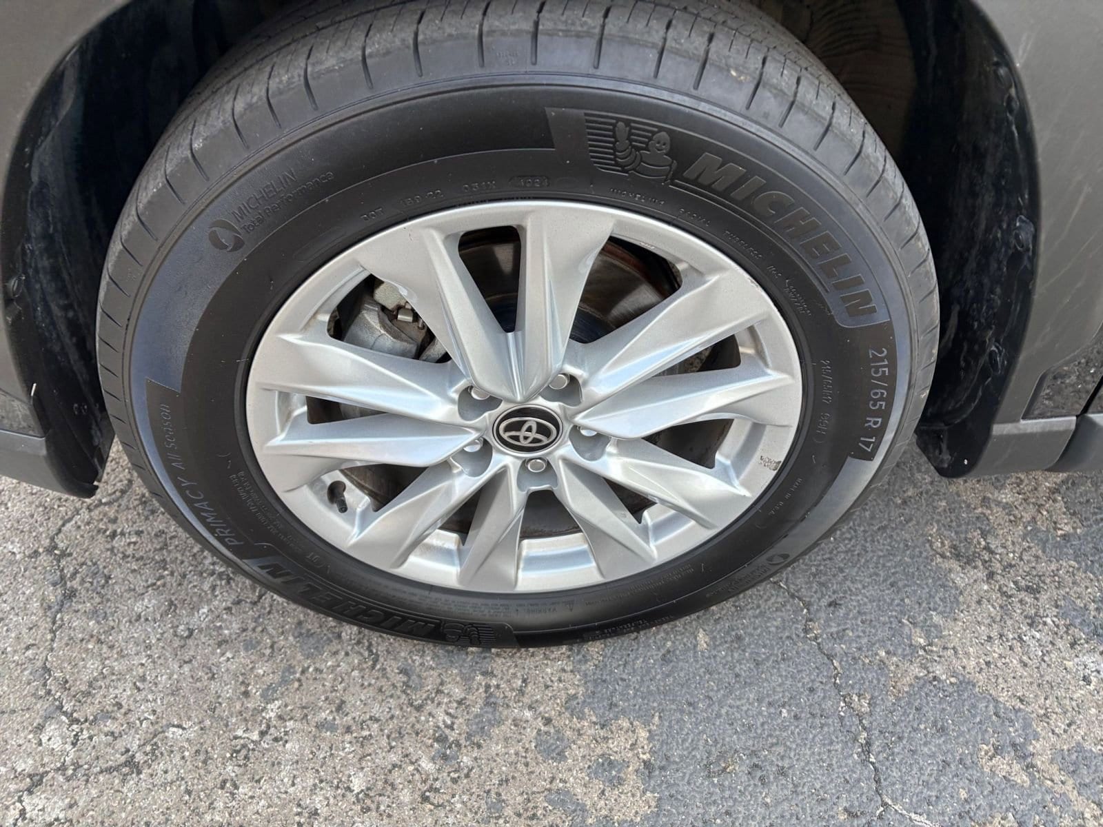 Thumbnail: 2025 Toyota Corolla Cross - 25