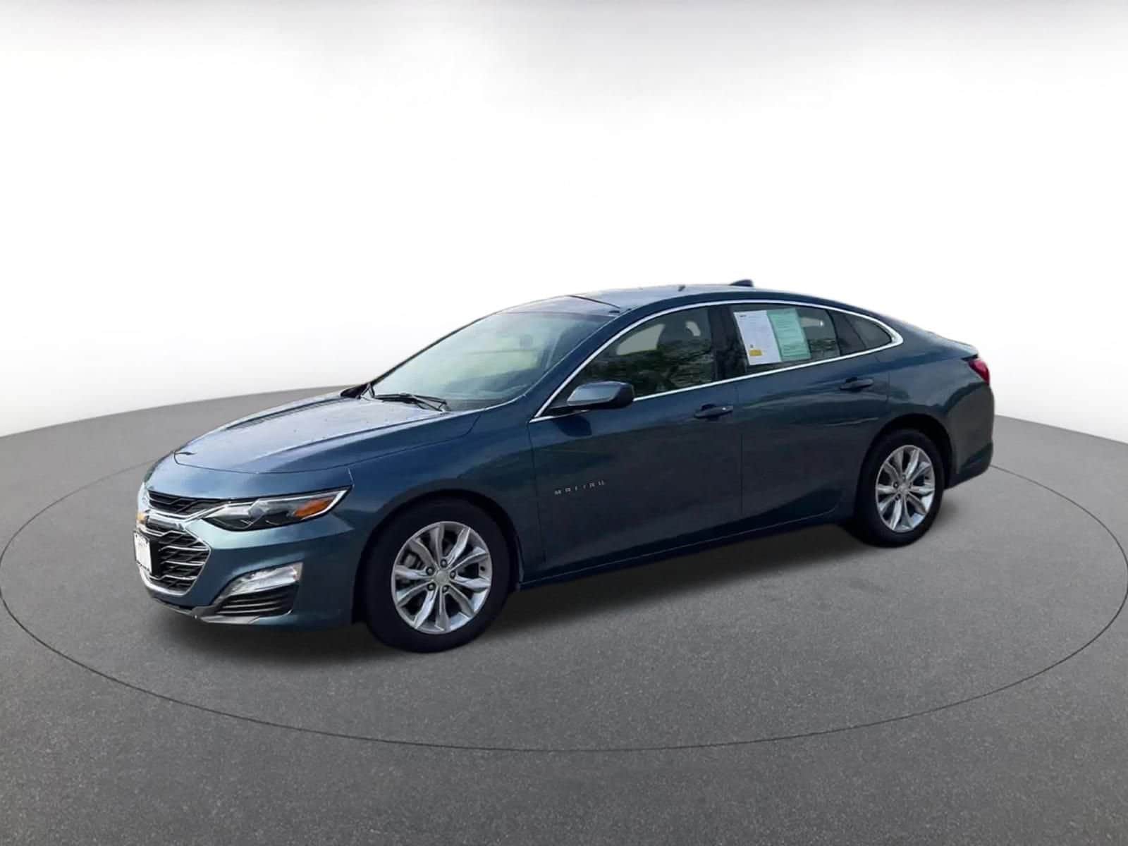 Thumbnail: 2024 Chevrolet Malibu - 7