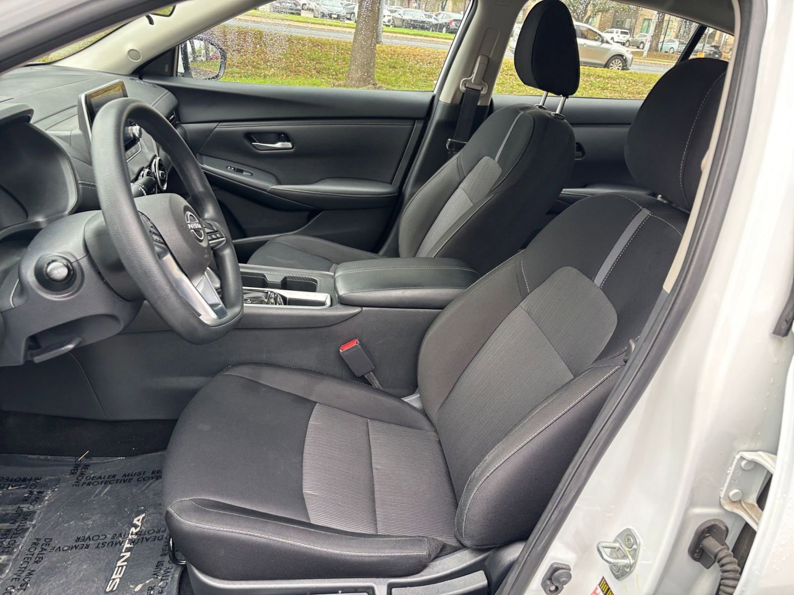 Thumbnail: 2025 Nissan Sentra - 31