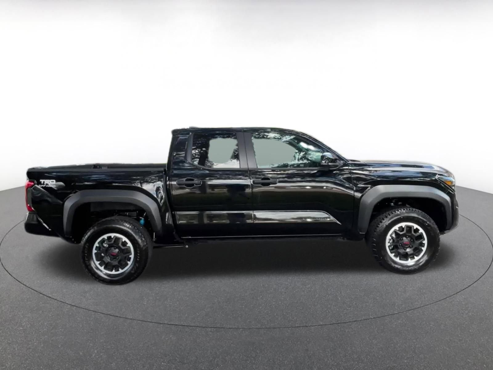 Thumbnail: 2024 Toyota Tacoma - 16