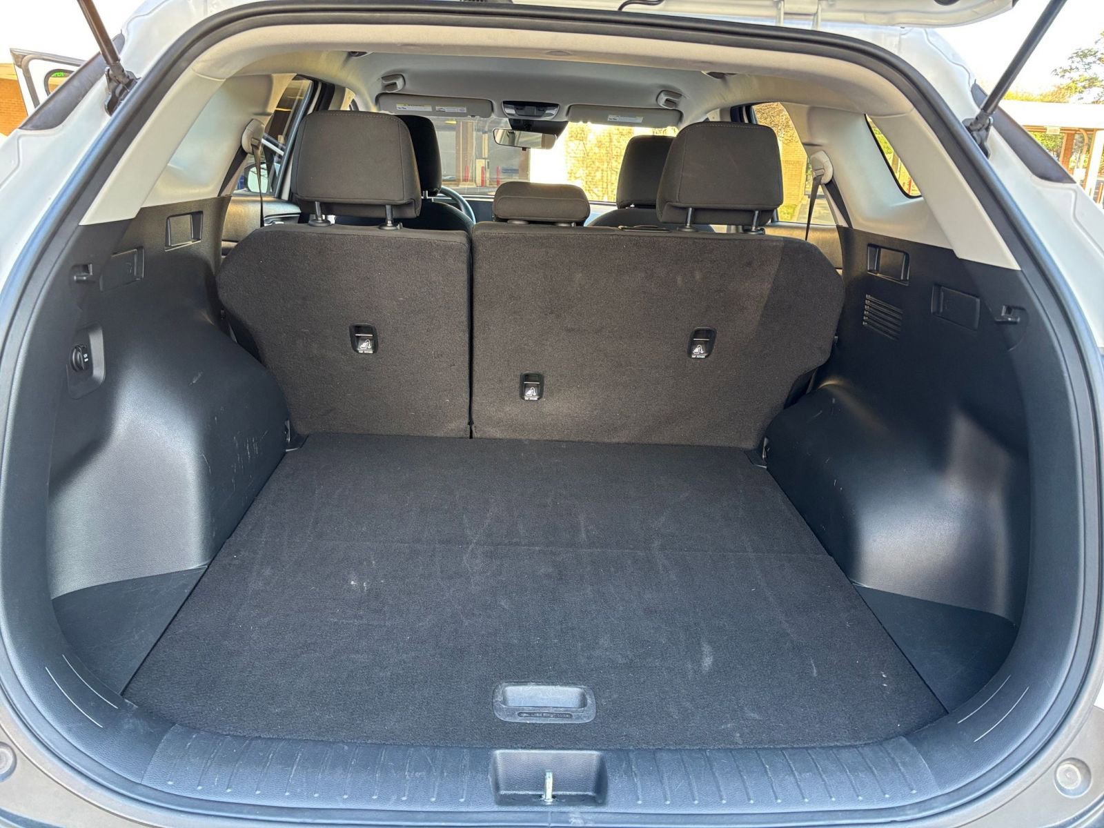 Thumbnail: 2025 Kia Sportage - 26