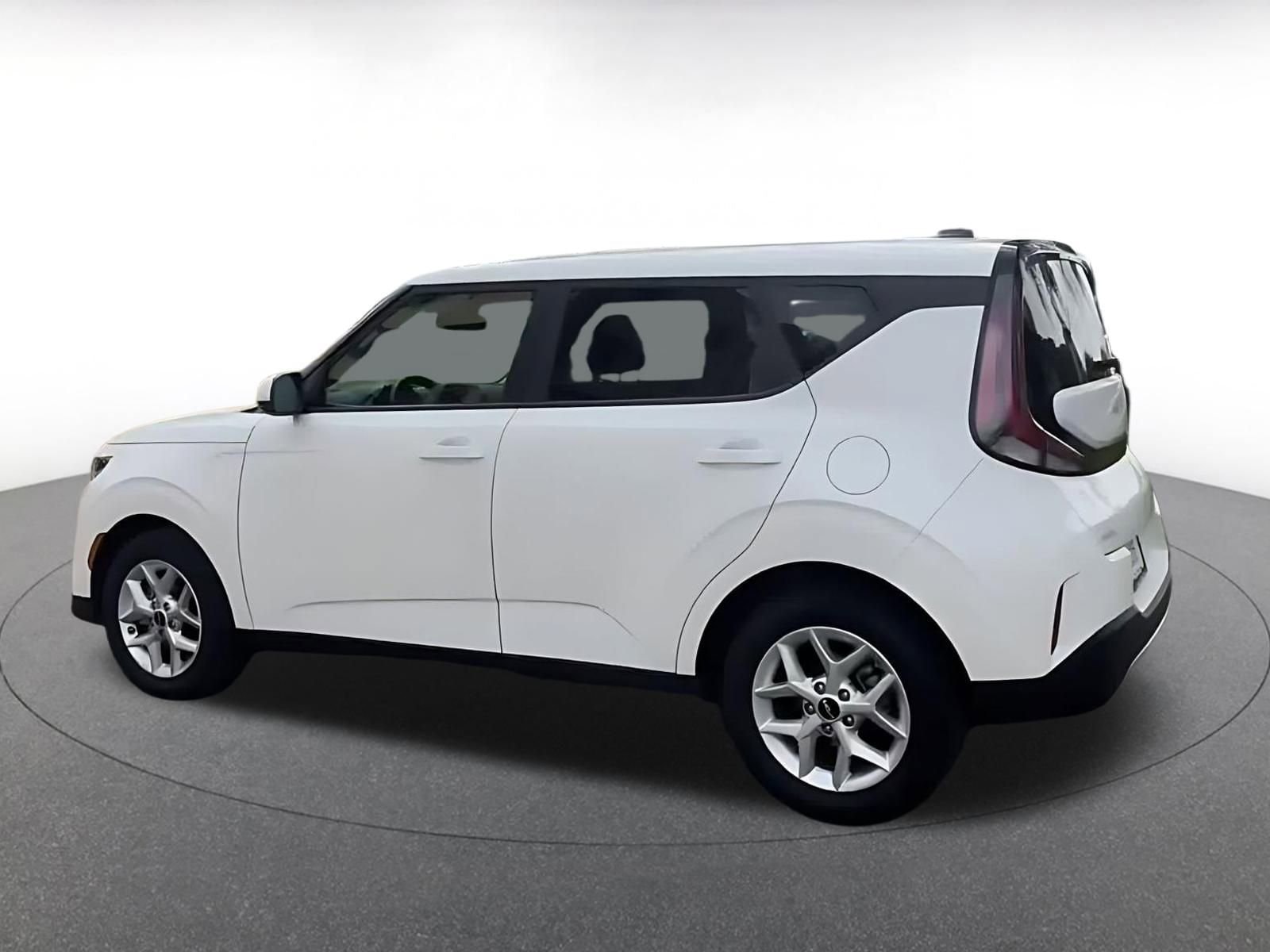 Thumbnail: 2025 Kia Soul - 10
