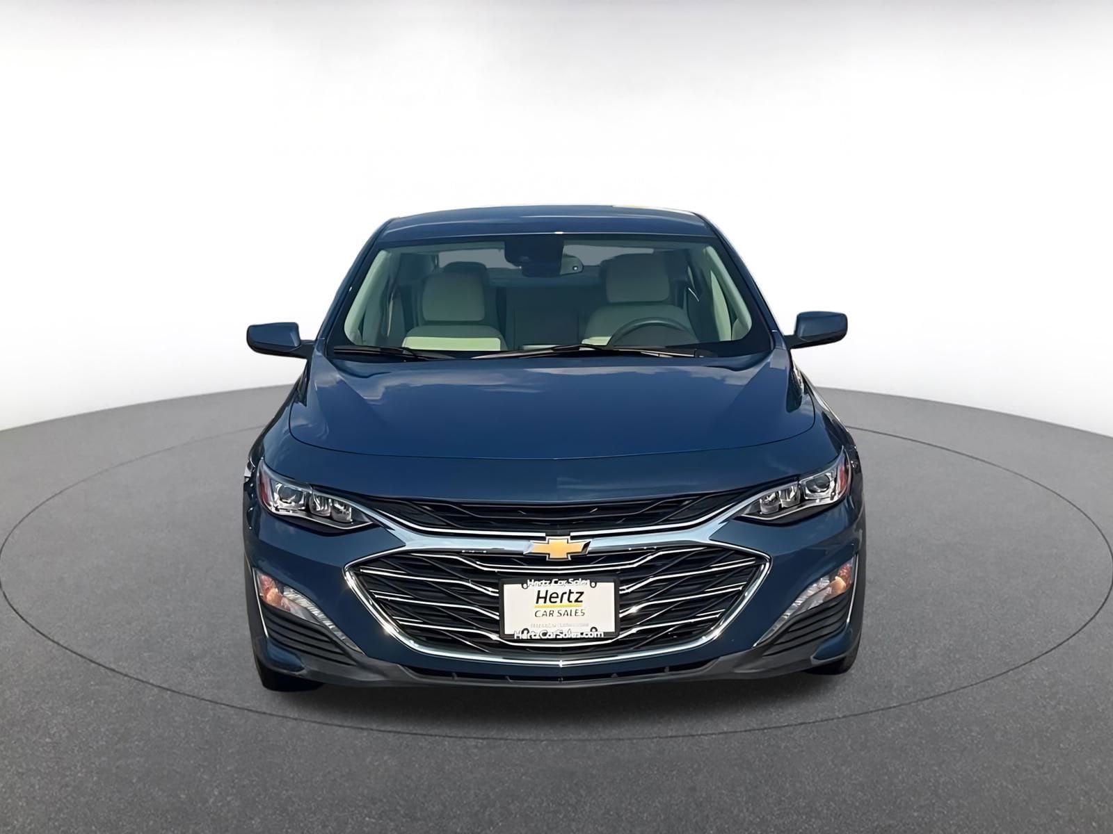 Thumbnail: 2024 Chevrolet Malibu - 3
