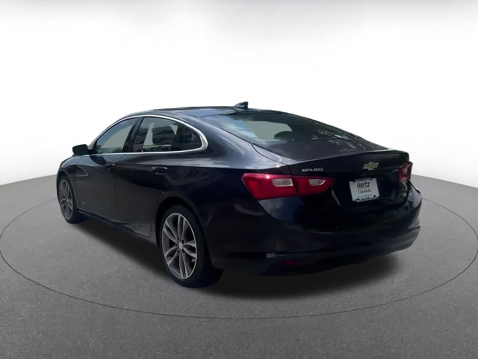 Thumbnail: 2023 Chevrolet Malibu - 10