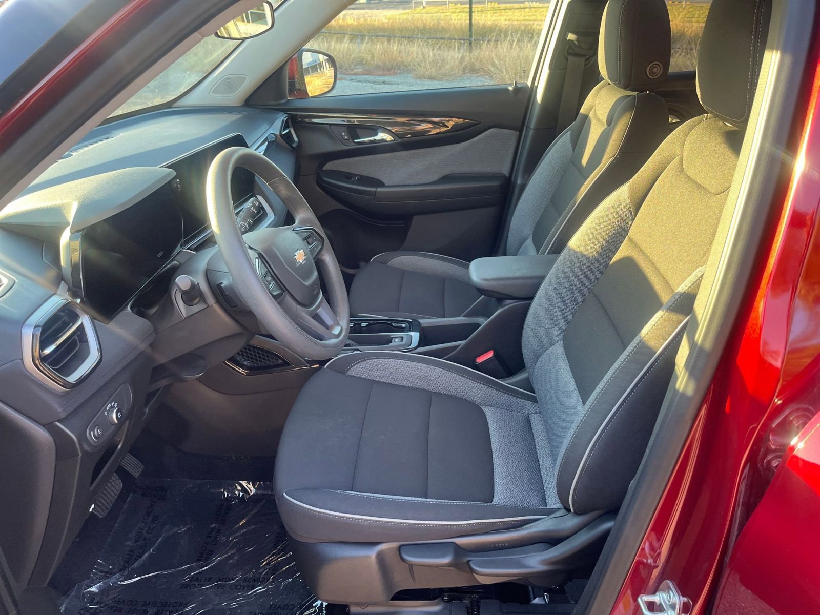 Thumbnail: 2025 Chevrolet TrailBlazer - 21