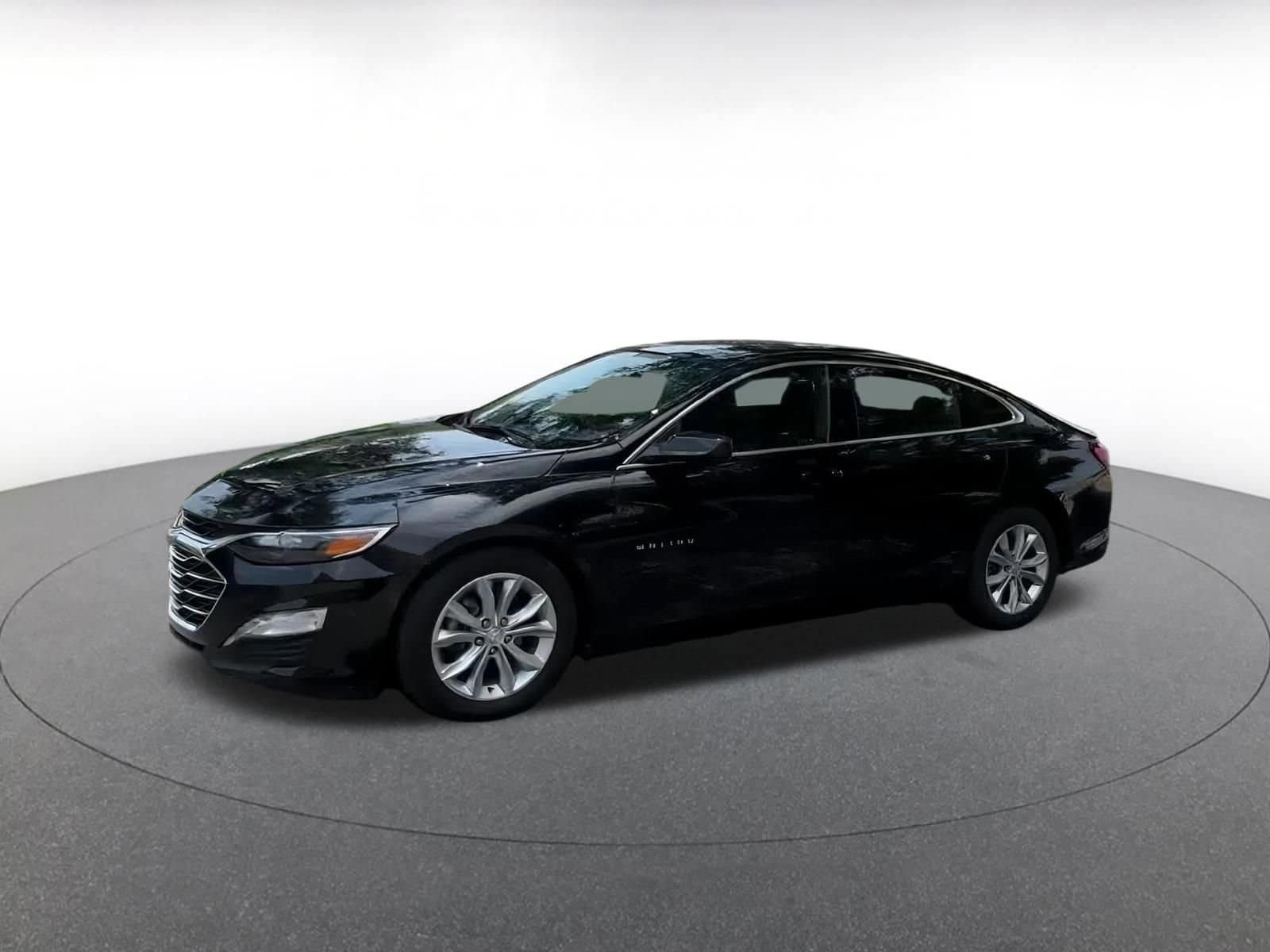Thumbnail: 2023 Chevrolet Malibu - 7