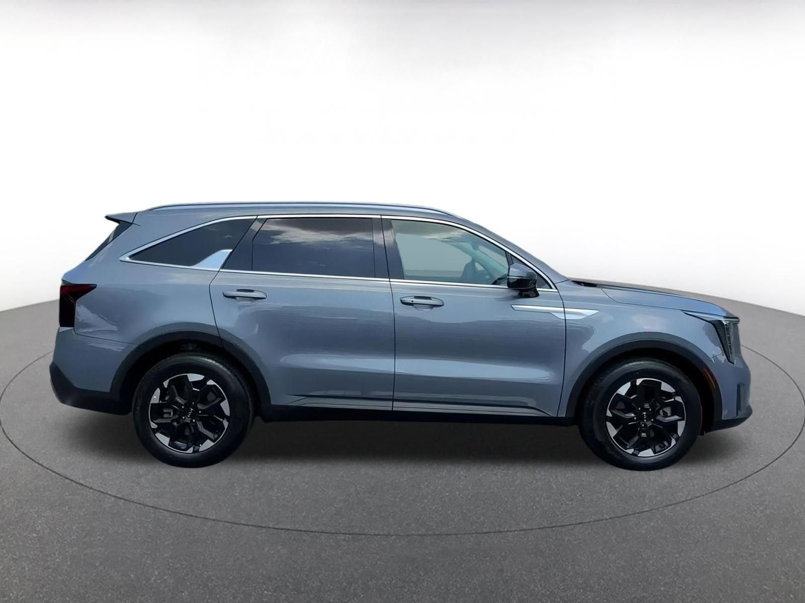 Thumbnail: 2024 Kia Sorento - 16