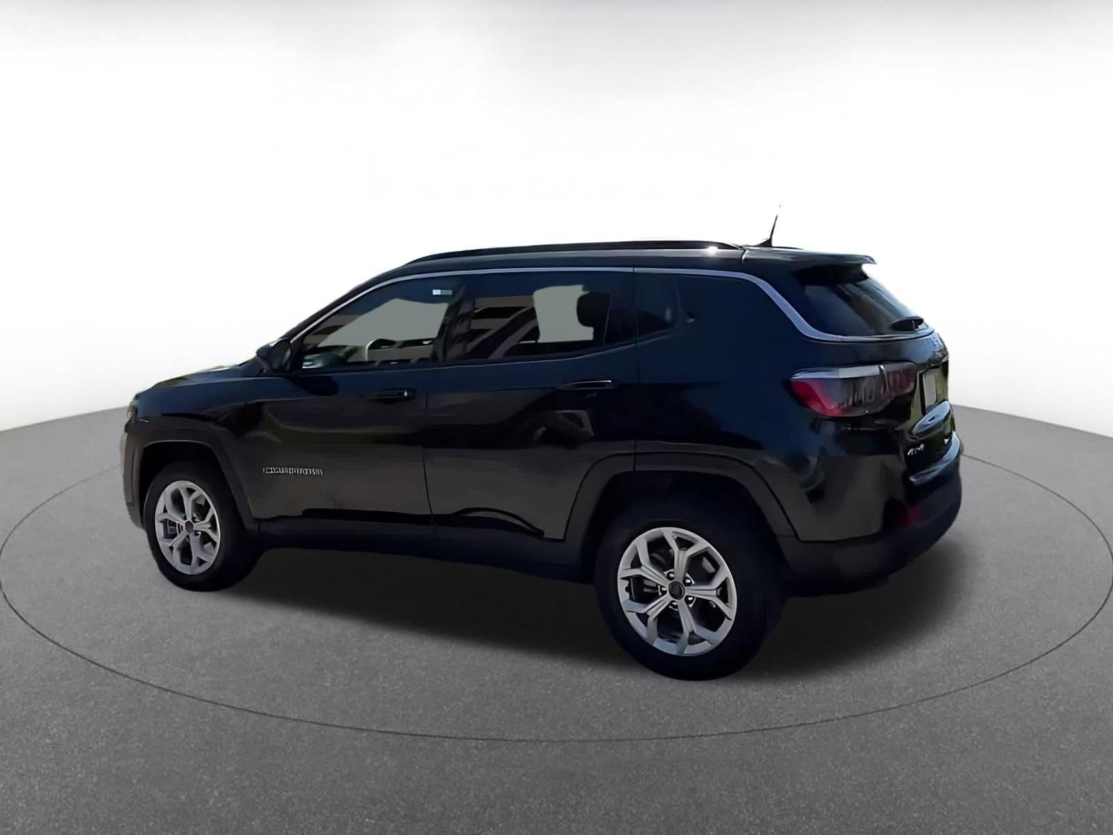 Thumbnail: 2025 Jeep Compass - 10