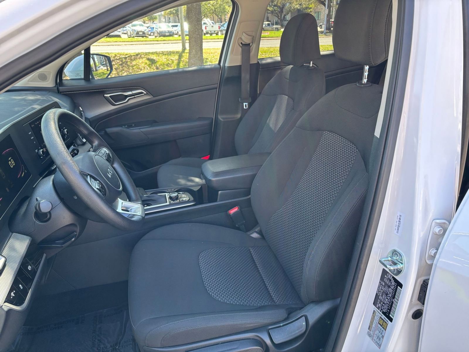 Thumbnail: 2025 Kia Sportage - 31