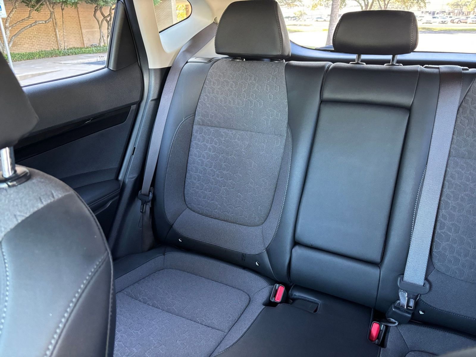 Thumbnail: 2025 Kia Seltos - 33