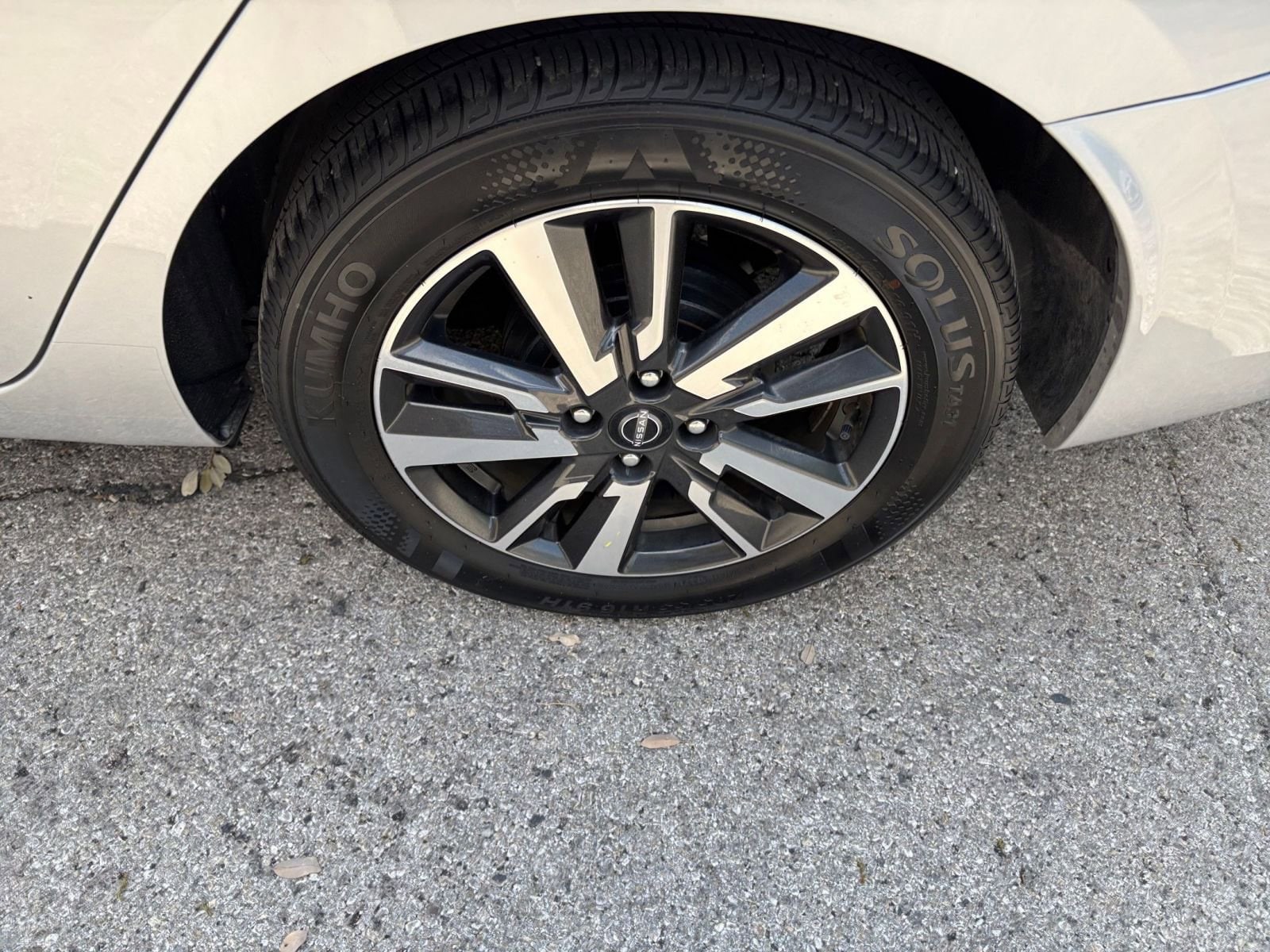 Thumbnail: 2025 Nissan Versa - 27