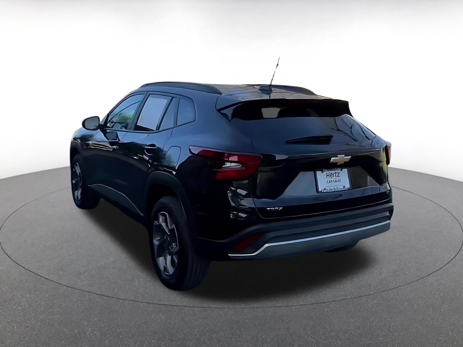 Thumbnail: 2025 Chevrolet Trax - 11