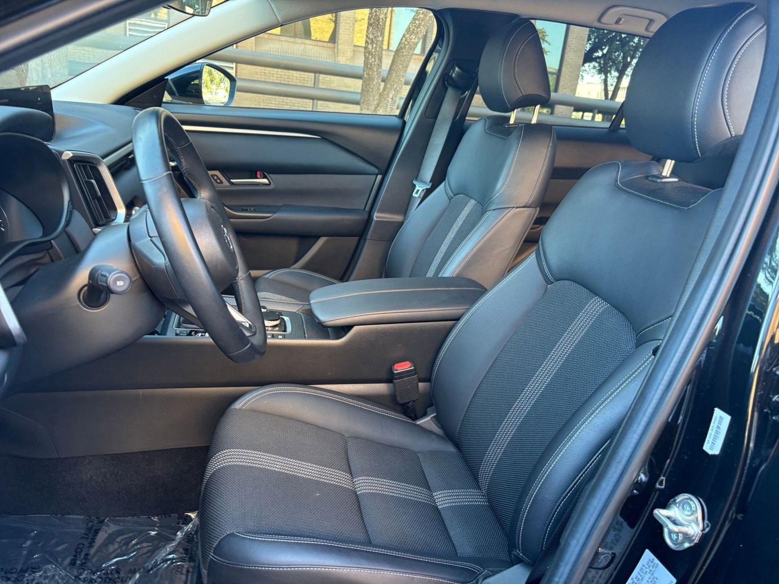 Thumbnail: 2025 Mazda CX-50 - 30