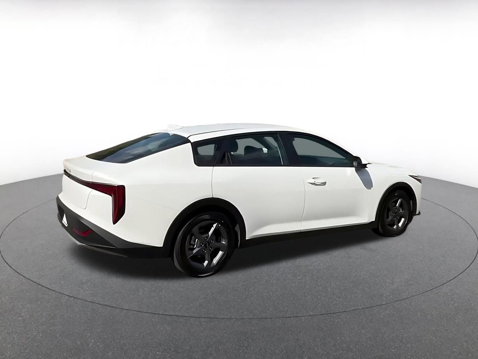 Thumbnail: 2025 Kia K4 - 15