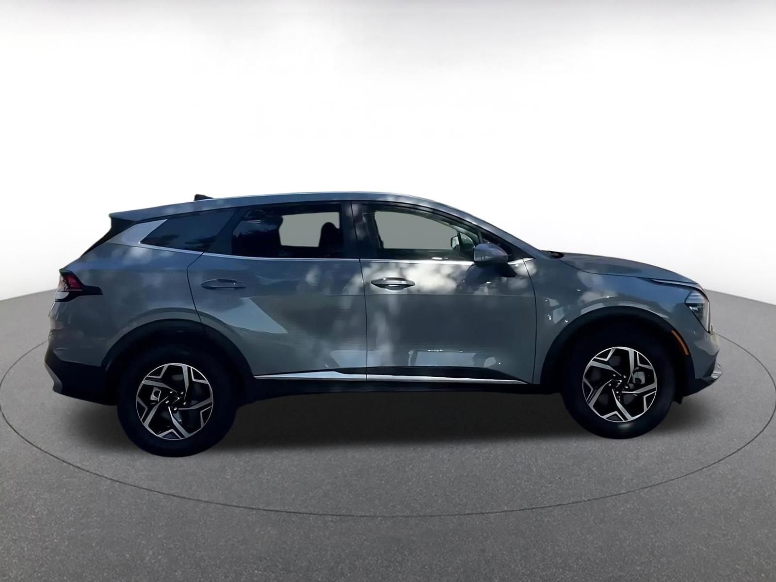 Thumbnail: 2025 Kia Sportage - 16