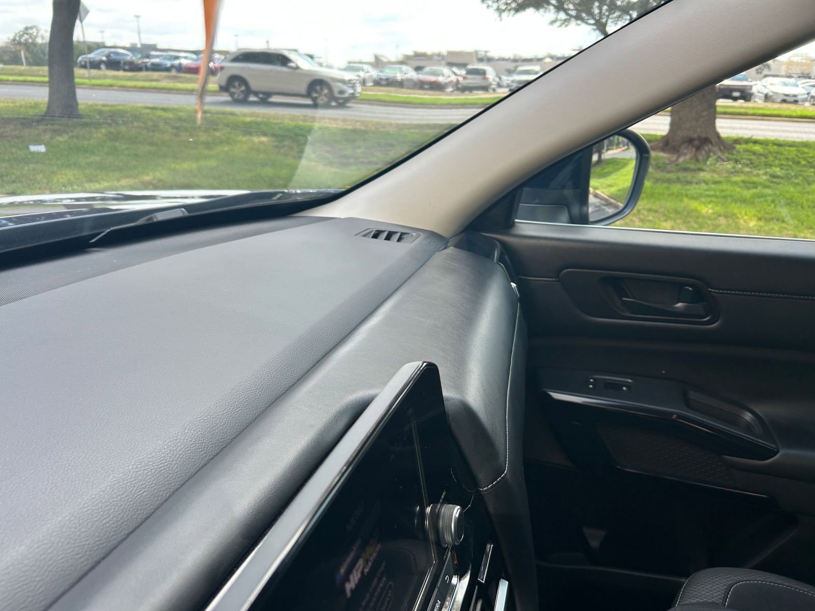 Thumbnail: 2025 Nissan Pathfinder - 35