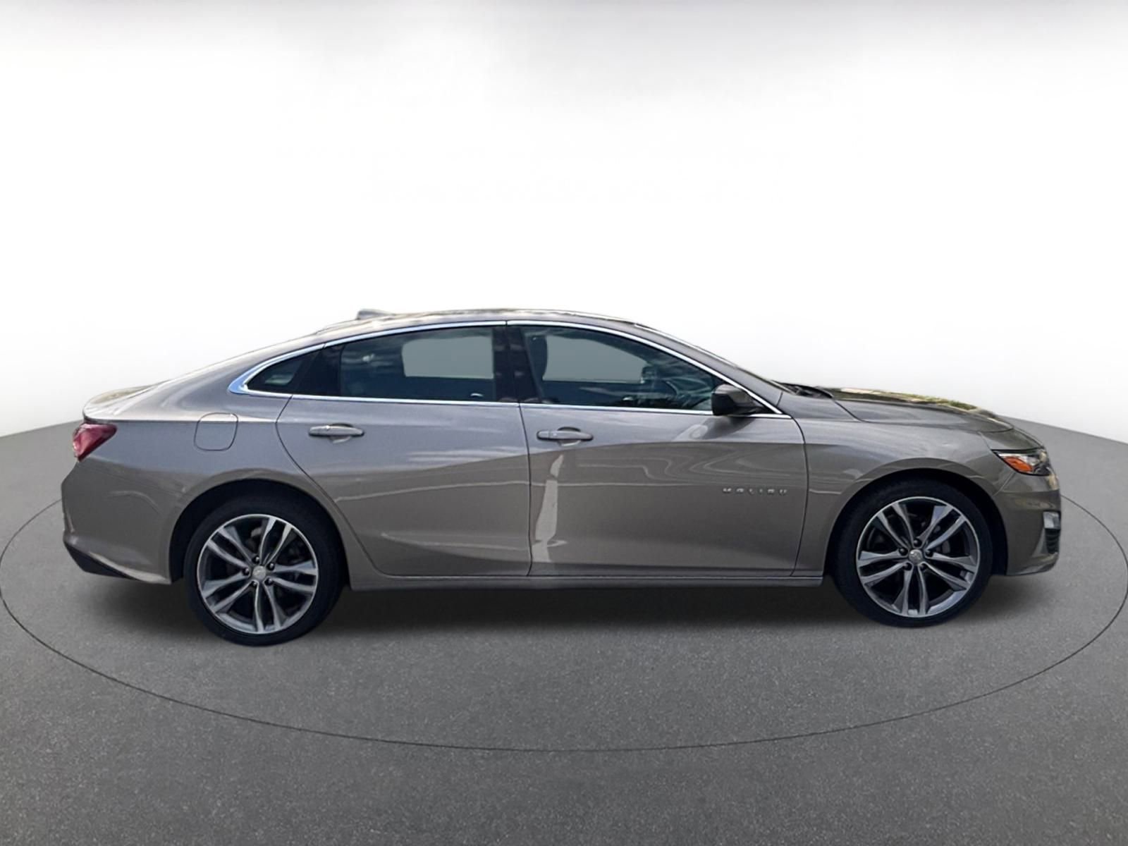 Thumbnail: 2024 Chevrolet Malibu - 15