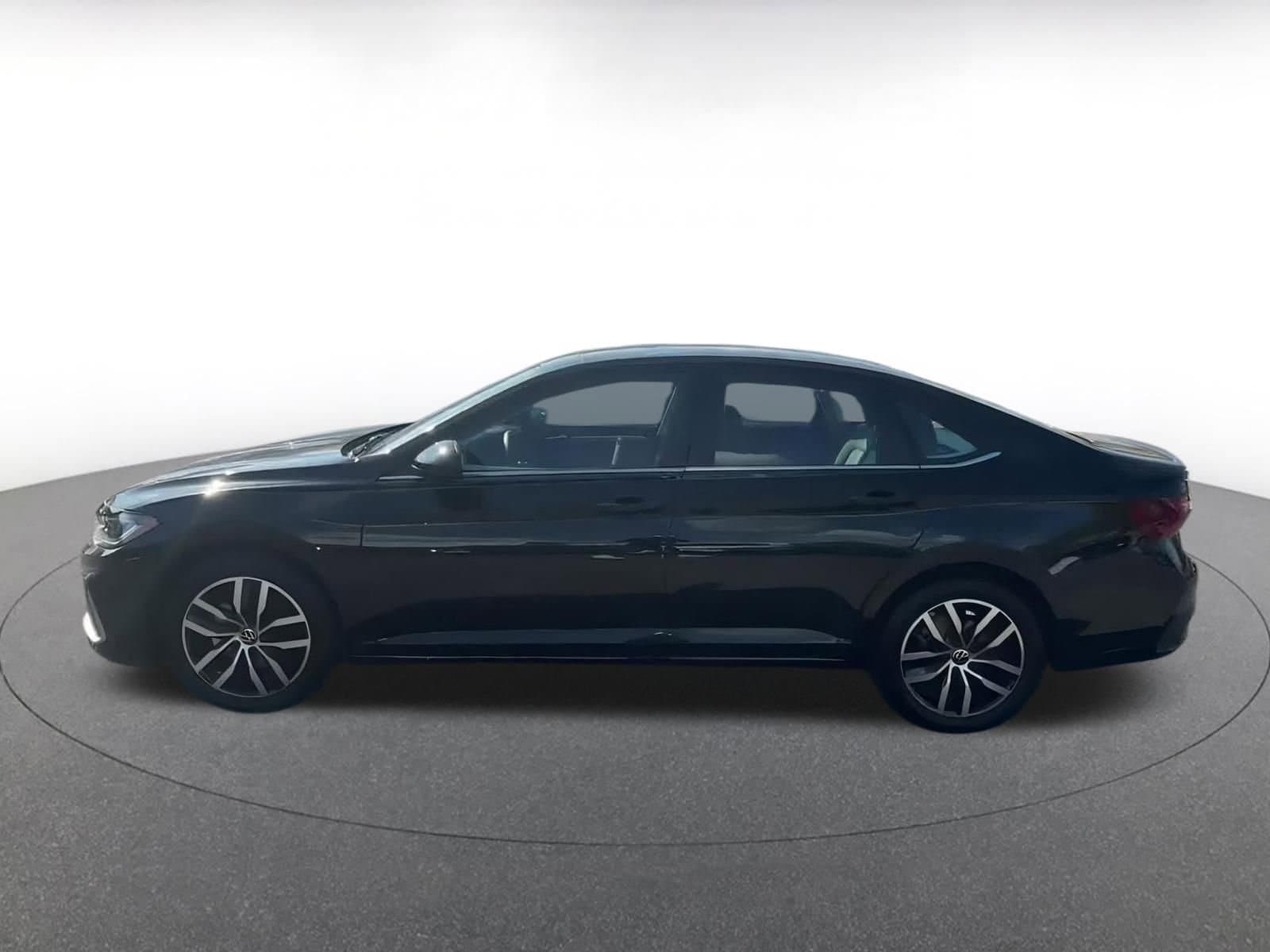 Thumbnail: 2025 Volkswagen Jetta - 8