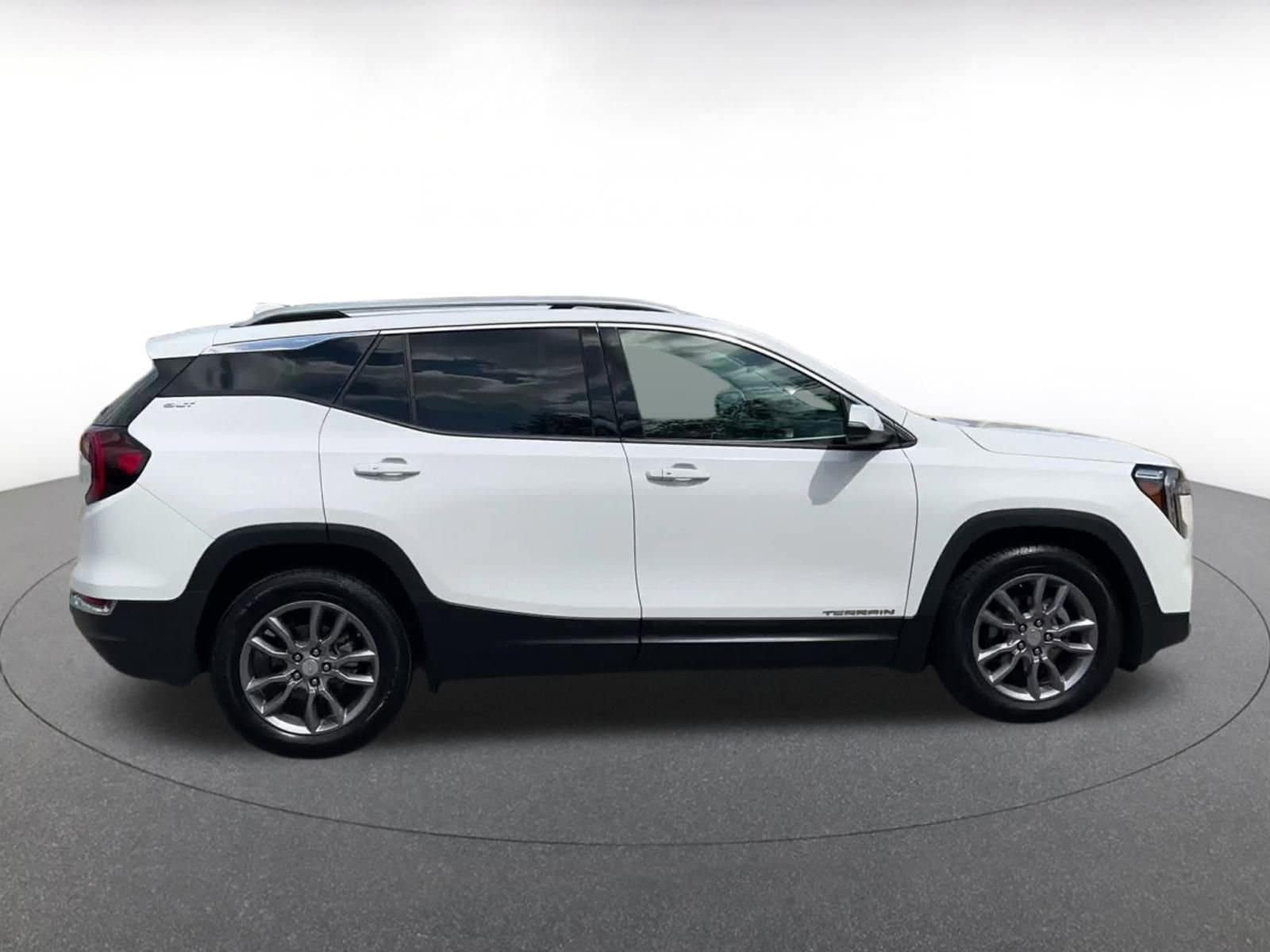 Thumbnail: 2023 GMC Terrain - 16
