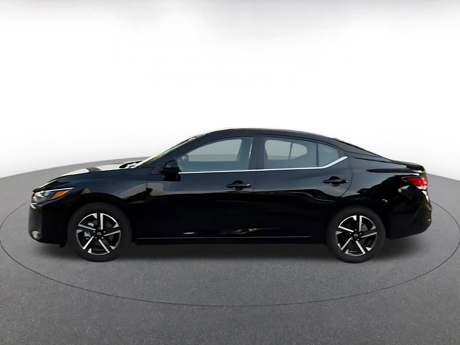 Thumbnail: 2025 Nissan Sentra - 8