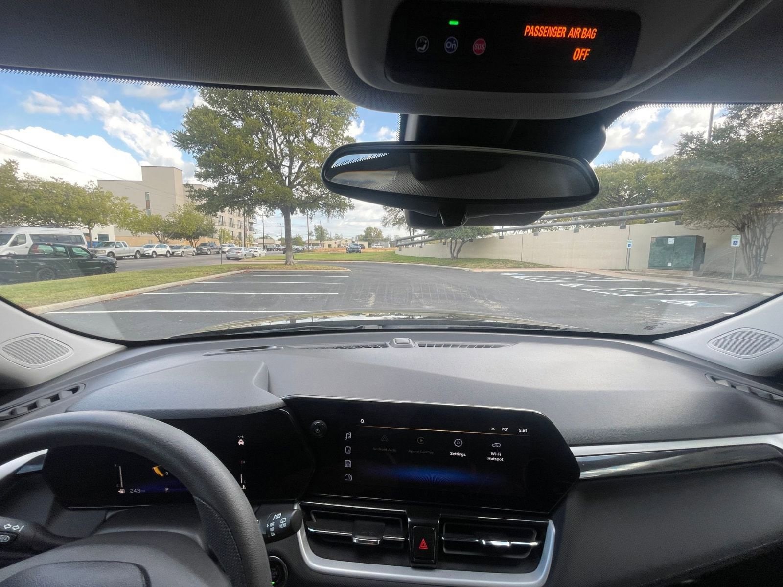 Thumbnail: 2025 Chevrolet TrailBlazer - 31