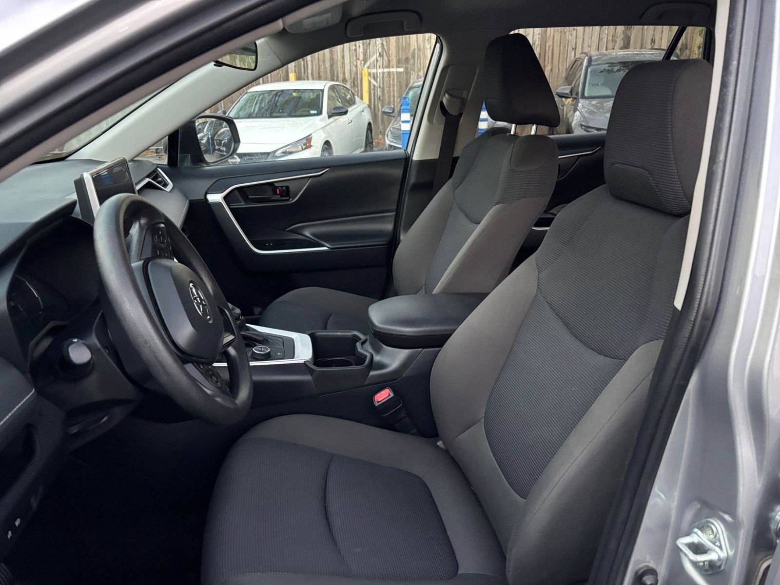 Thumbnail: 2025 Toyota RAV4 - 35