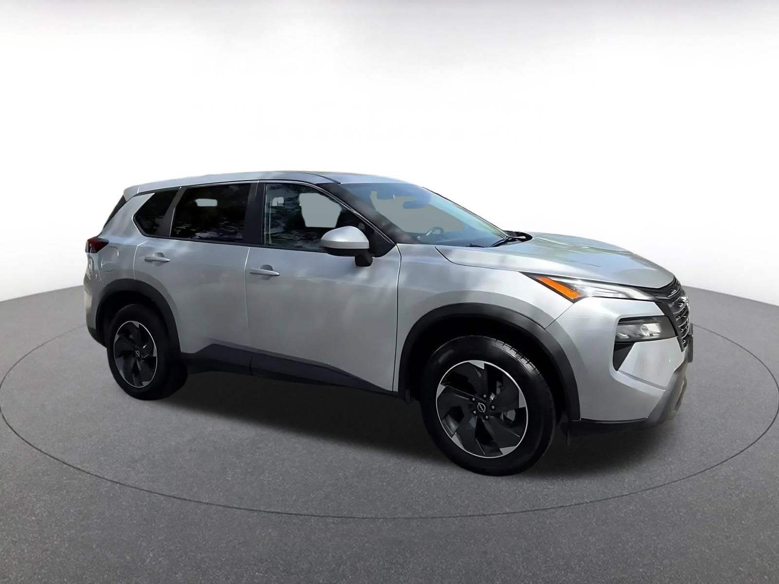 Thumbnail: 2025 Nissan Rogue - 2