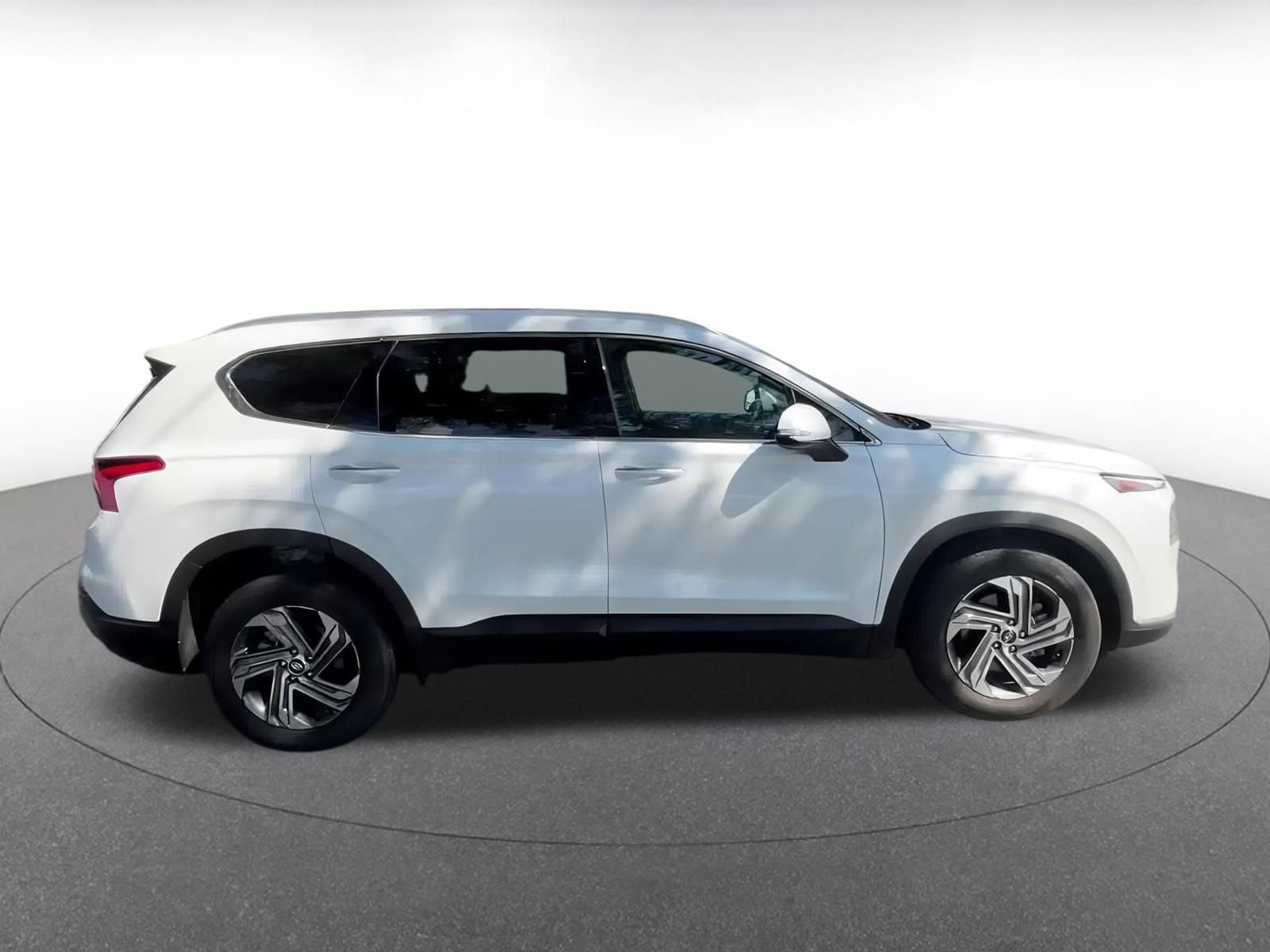 Thumbnail: 2023 Hyundai Santa Fe - 16