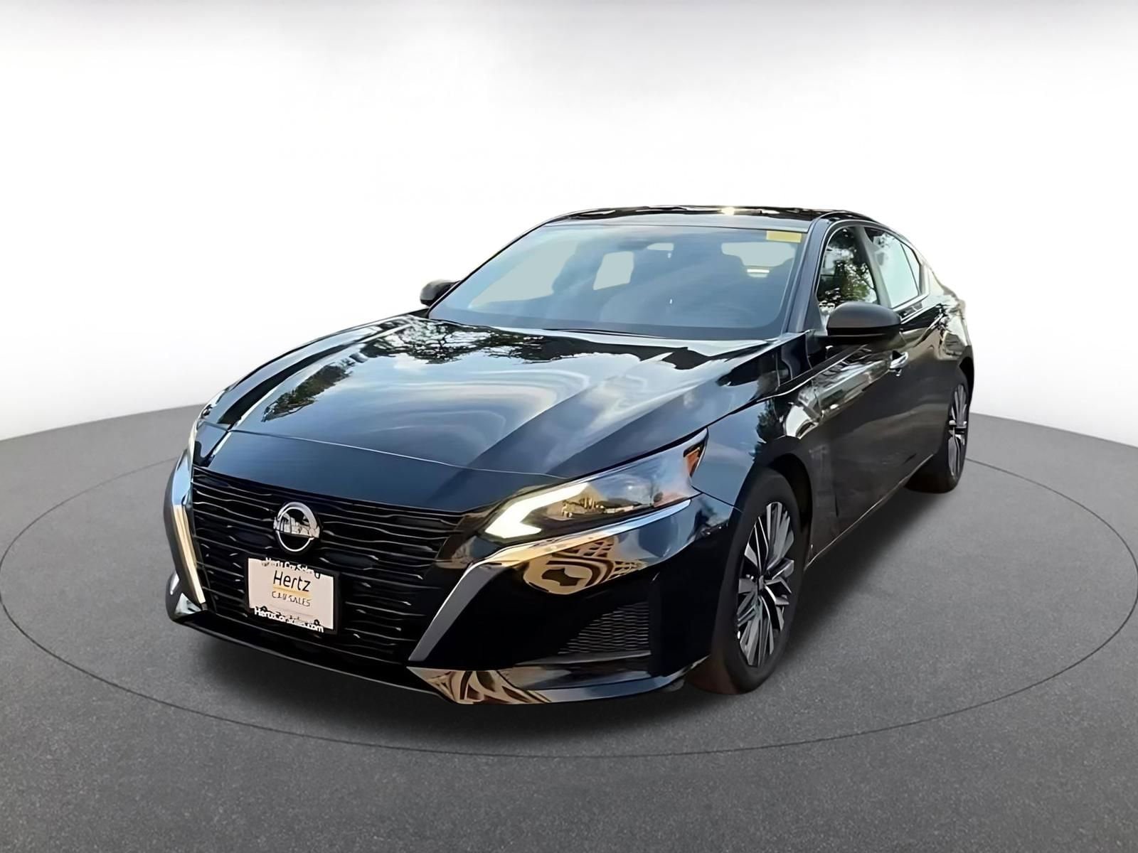 Thumbnail: 2025 Nissan Altima - 6