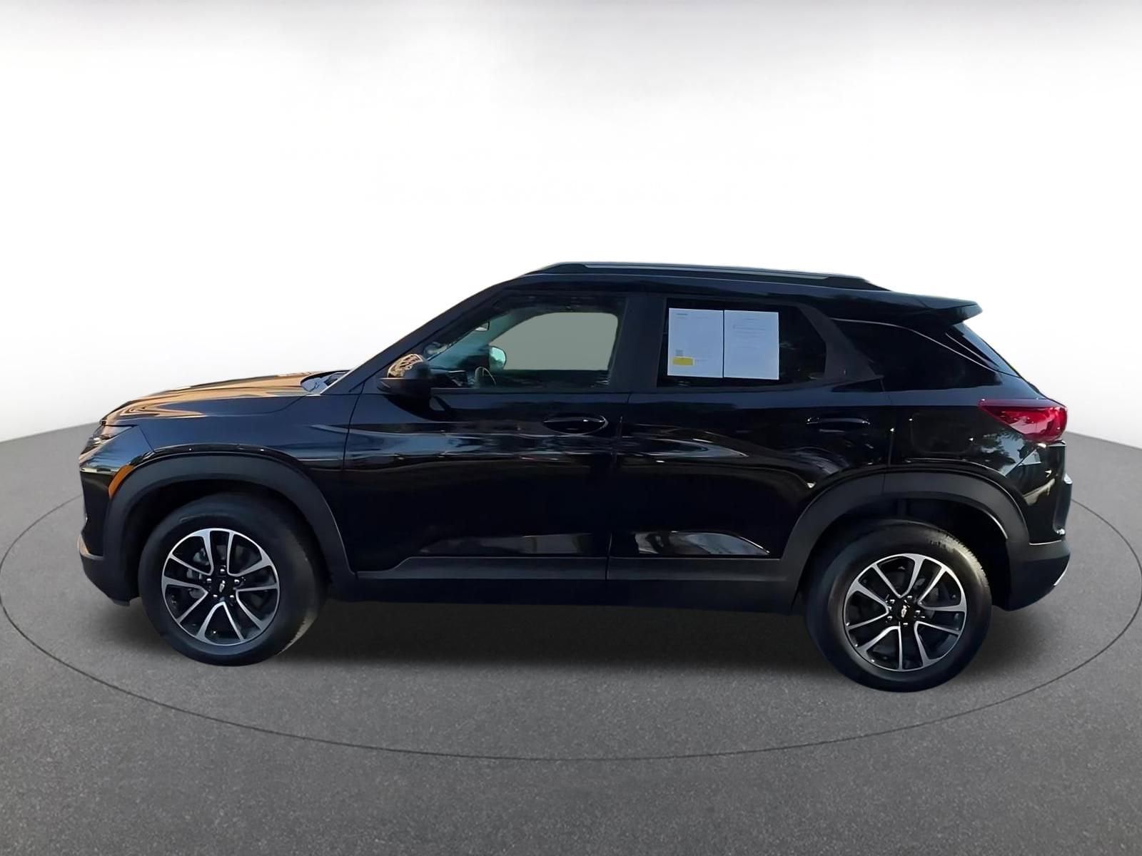 Thumbnail: 2025 Chevrolet TrailBlazer - 8