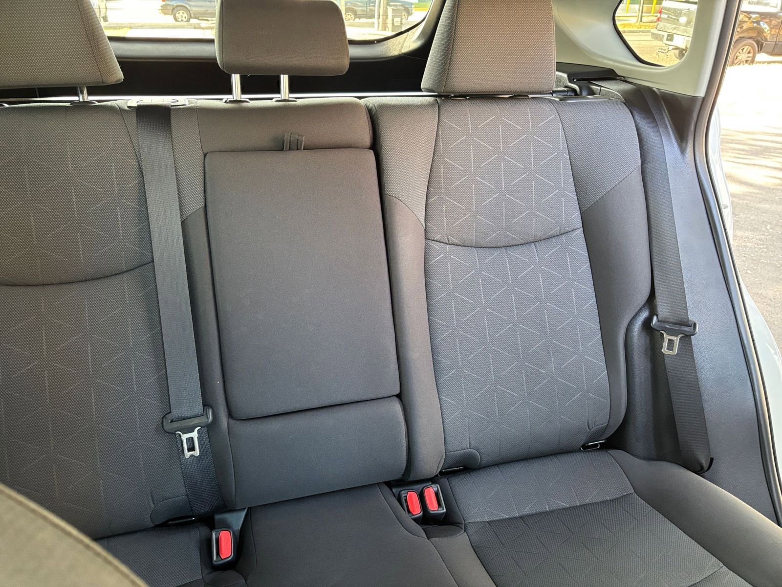 Thumbnail: 2025 Toyota RAV4 - 31