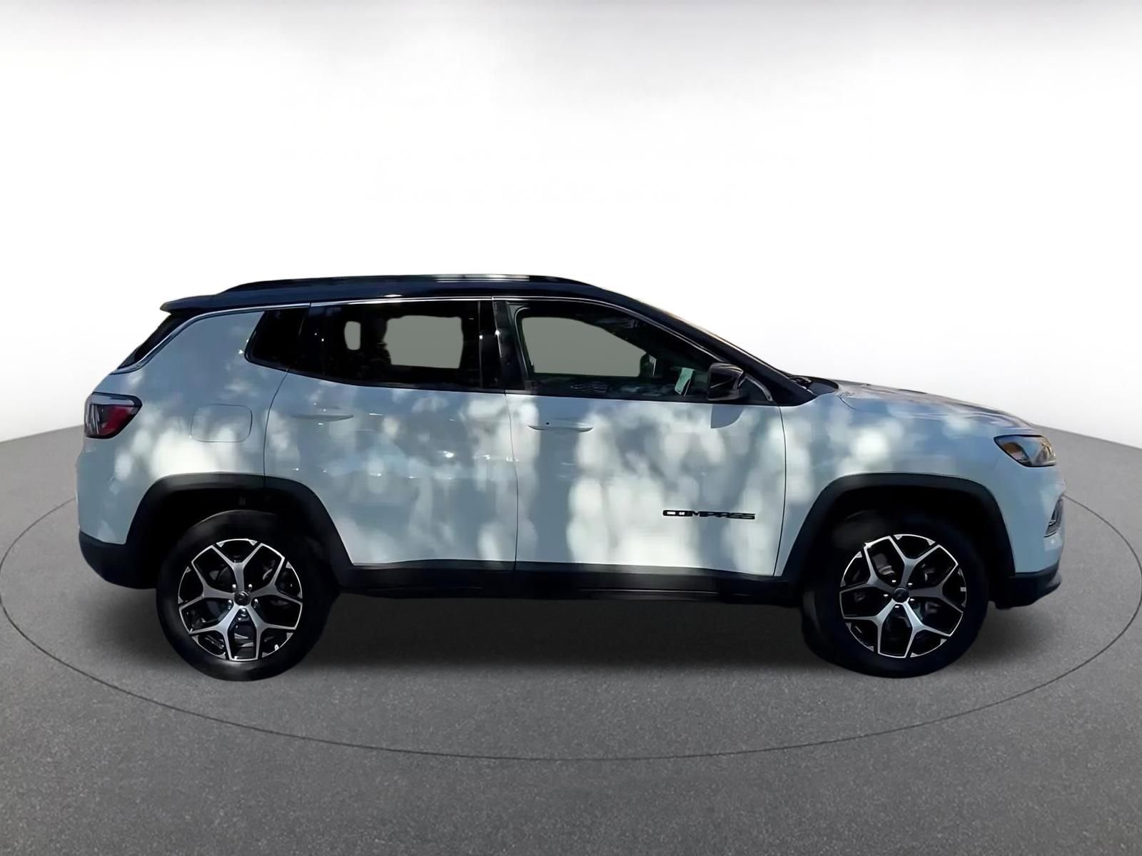 Thumbnail: 2025 Jeep Compass - 16