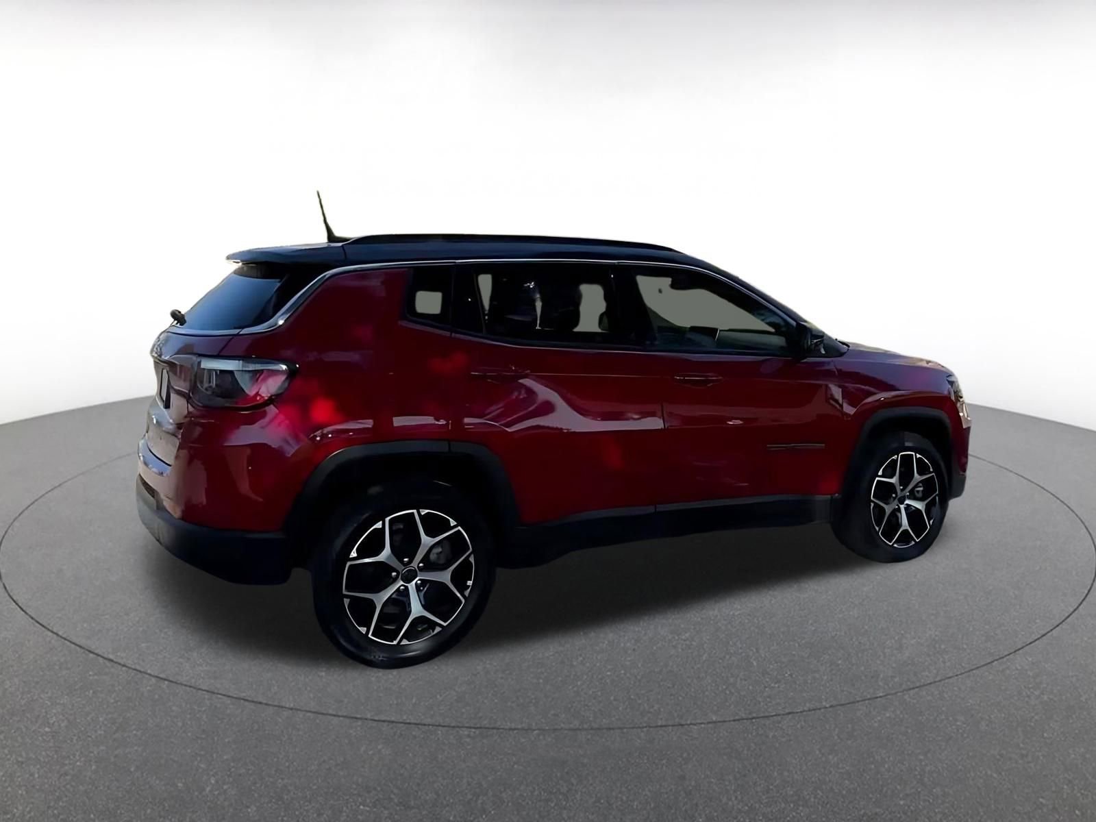 Thumbnail: 2025 Jeep Compass - 13