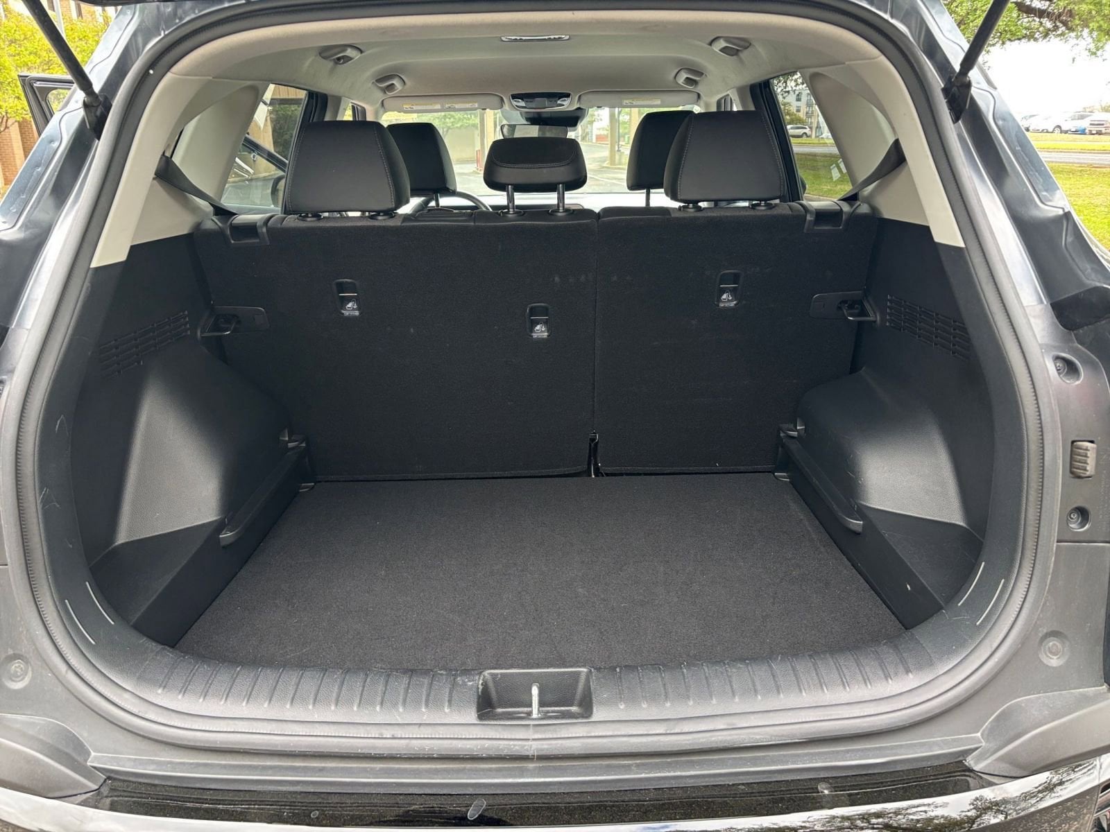 Thumbnail: 2025 Kia Seltos - 28