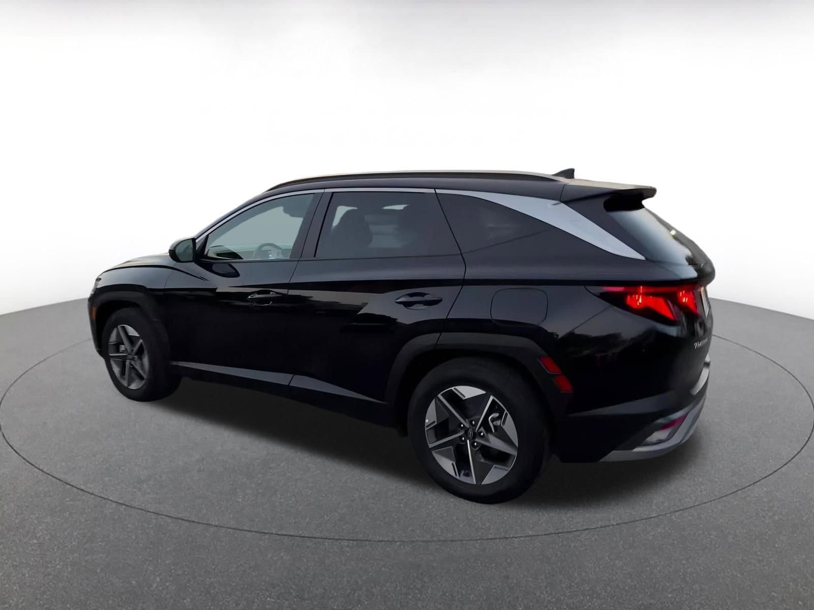 Thumbnail: 2025 Hyundai Tucson - 10