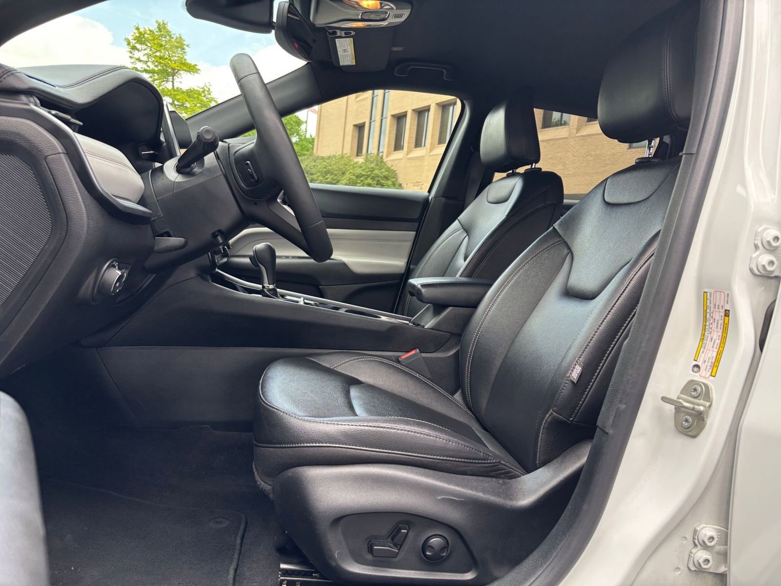 Thumbnail: 2025 Jeep Compass - 22