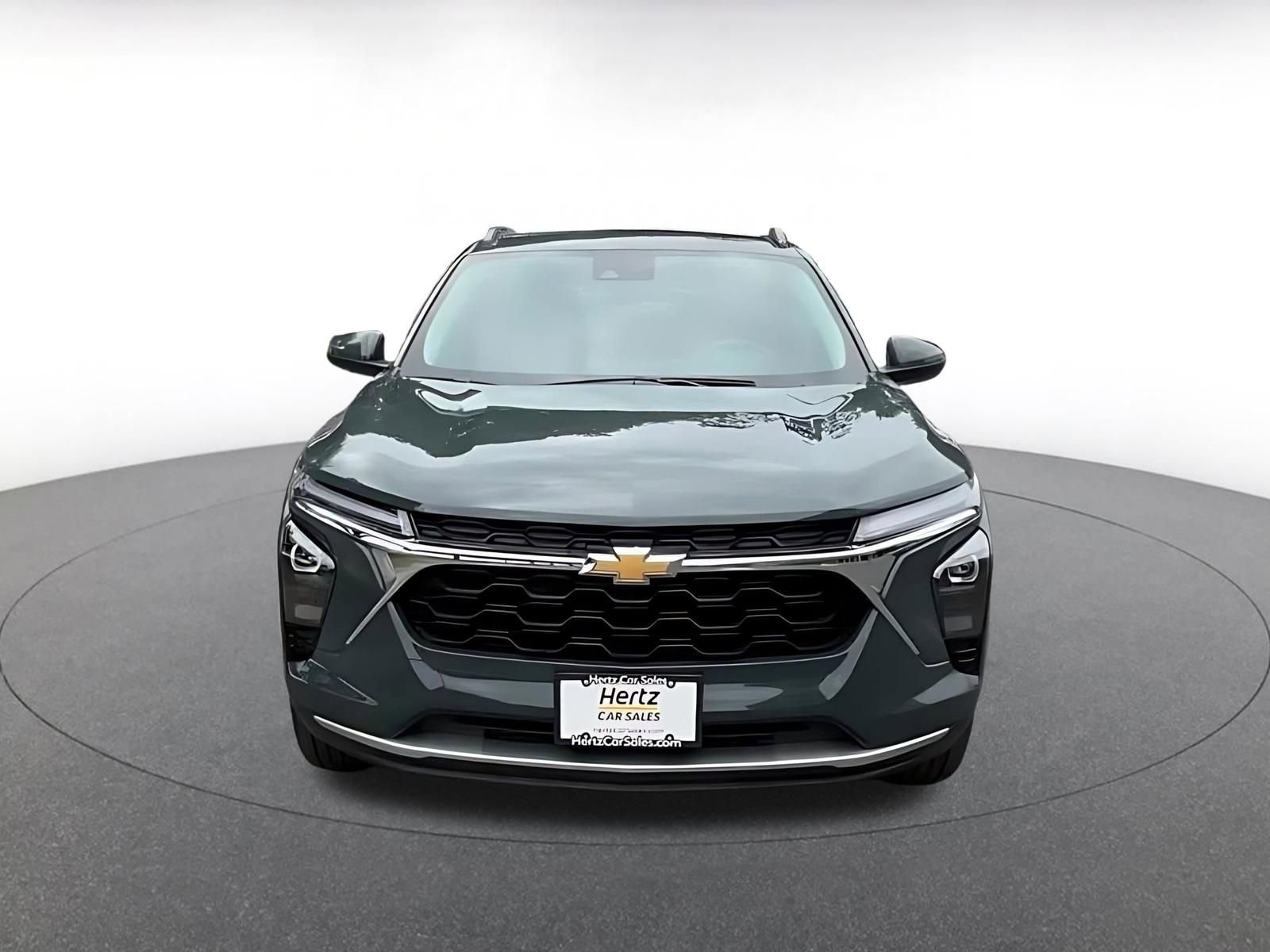 Thumbnail: 2025 Chevrolet Trax - 5