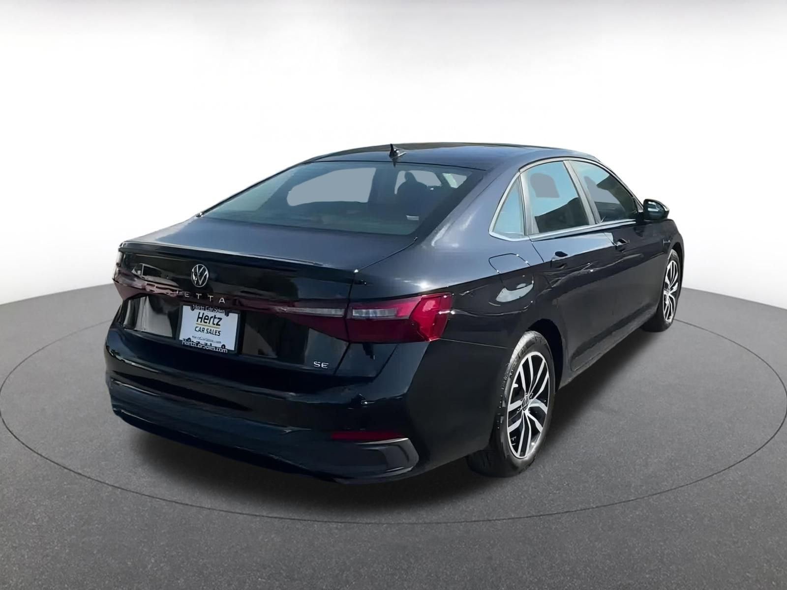 Thumbnail: 2025 Volkswagen Jetta - 13